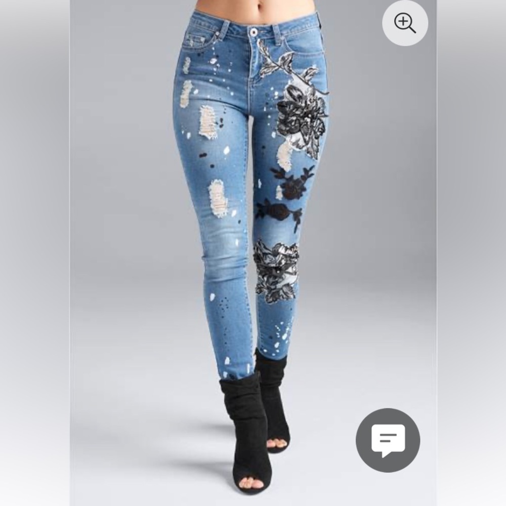 😎 embellished skinny jeans 👖